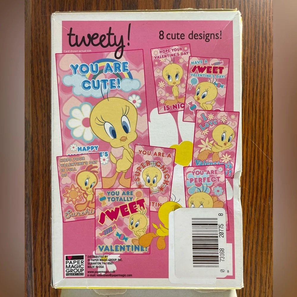 Warner Bros. tweety themed